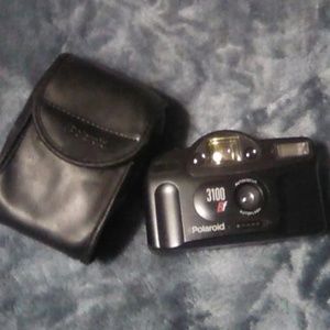 3100 Bf polaroid camera